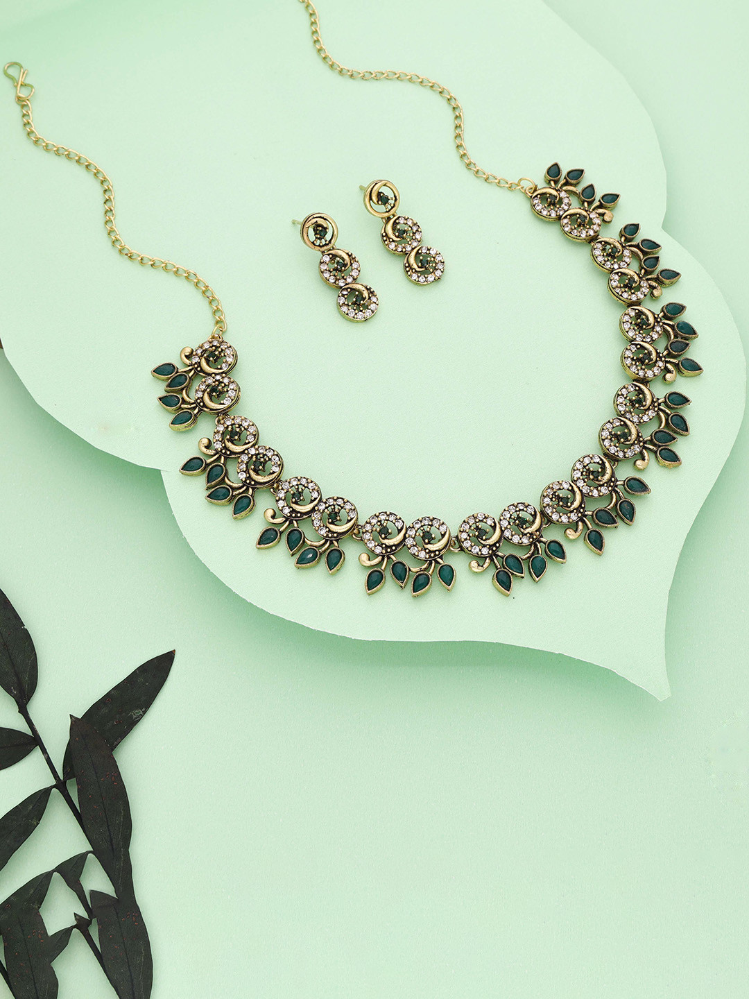 

Anouk Gold-Plated Artificial Stone Studded Jewellery Set
