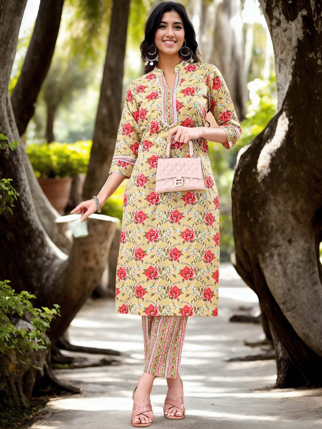 

Anouk Floral Printed Mandarin Collar Pure Cotton Straight Kurta With Trousers, Green