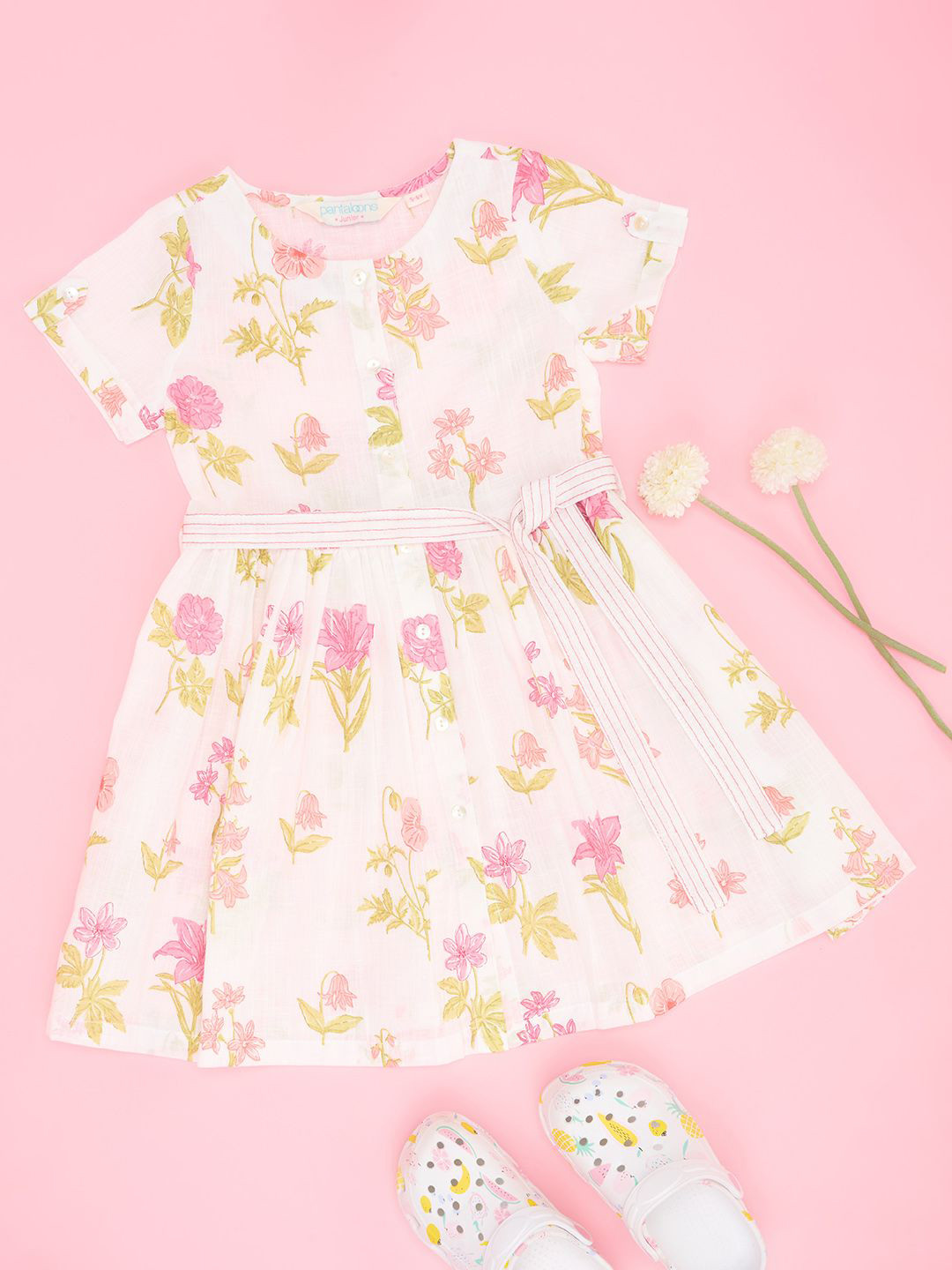 

AKKRITI BY PANTALOONS Floral Print Fit & Flare Dress, Off white