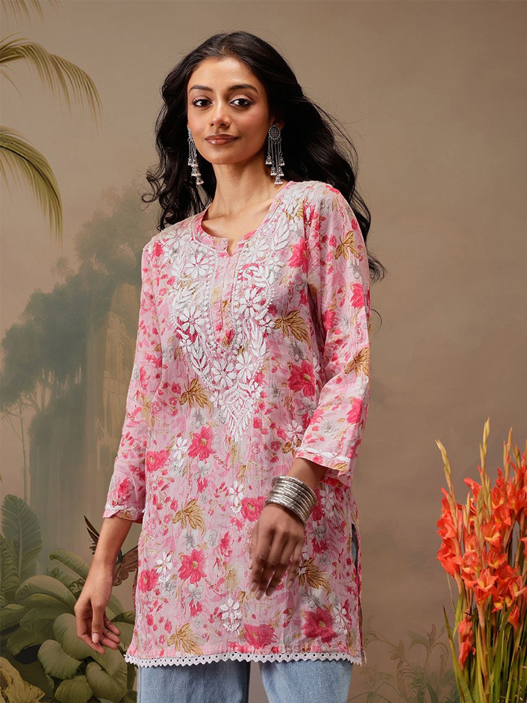 

ADA Women Floral Embroidered Thread Work Thread Work Kurti, Pink