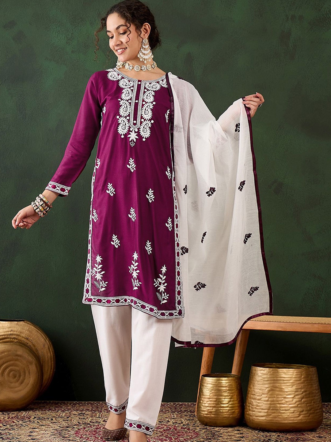 

Maroosh Paisley Embroidered Round Neck Thread Work Kurta With Pyjama & Dupatta, Purple