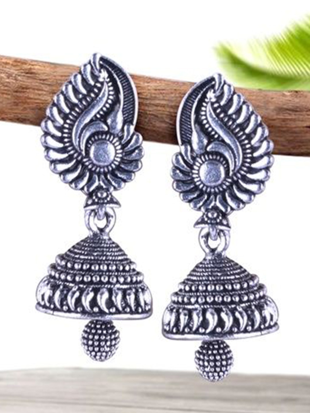 

DIVASTRI Set Of 5 Silver-Plated Dome Shaped Oxidised Jhumkas
