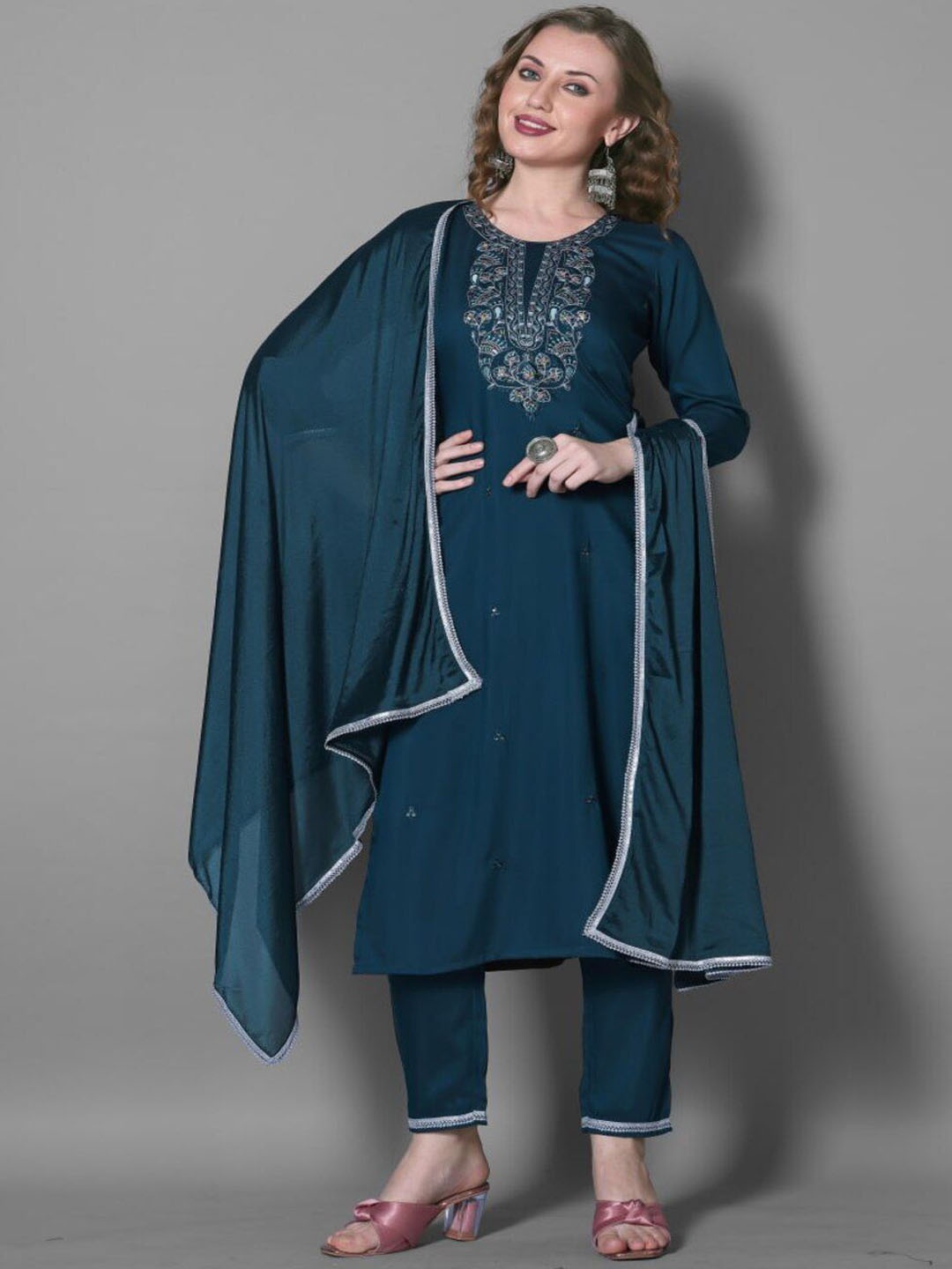 

ASCIIBLUES Ethnic Motifs Sequinned Embroidered Round Neck Kurta with Trousers & Dupatta, Teal