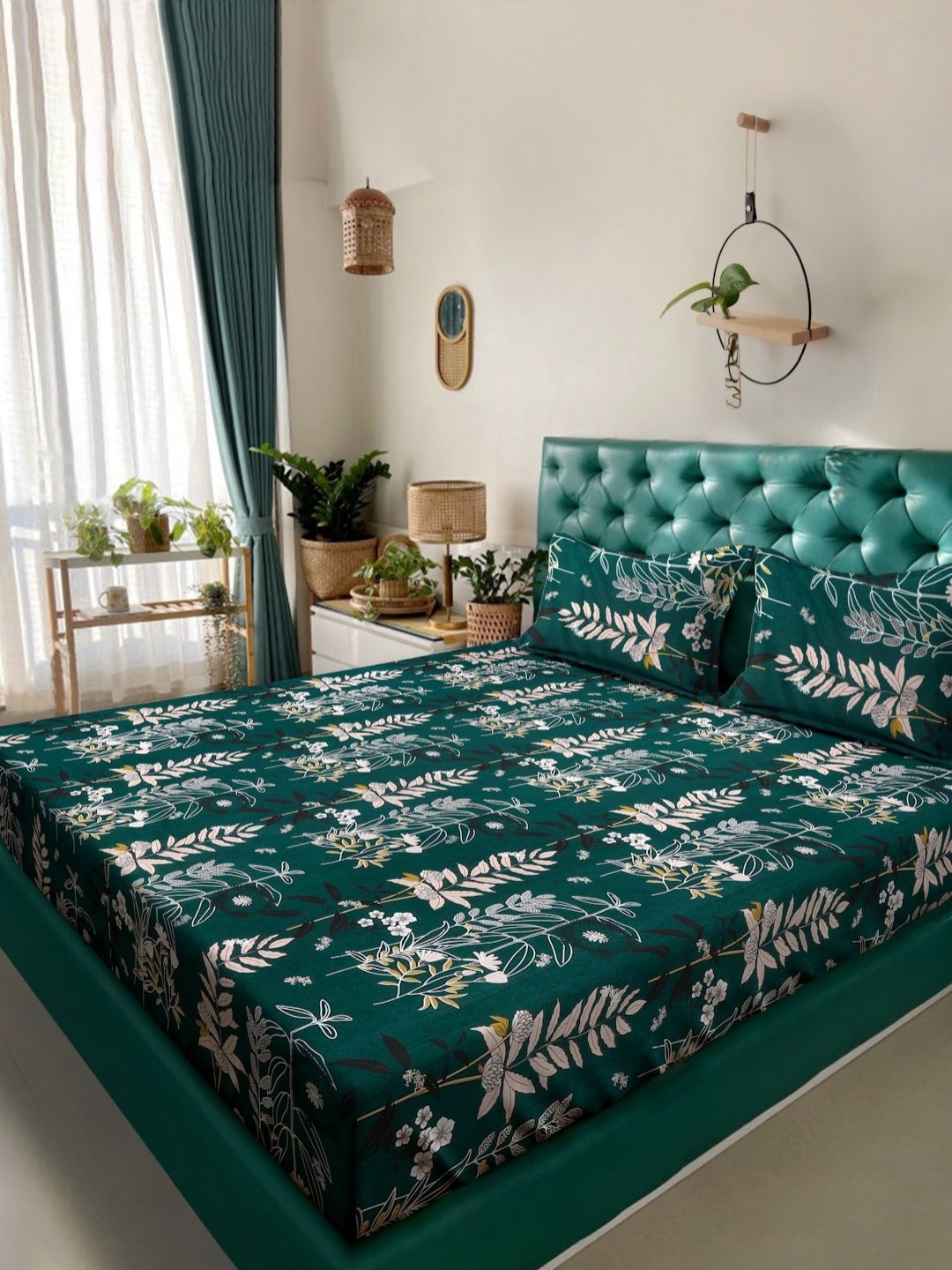 

KLOTTHE Green And Beige Floral Printed Flat 300TC King Bedsheet With 2 Pillow Cover