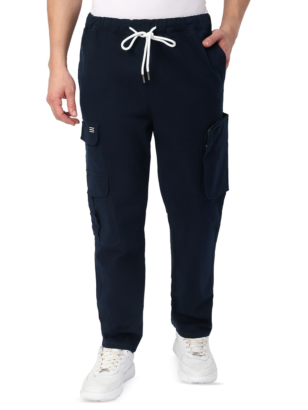 

Beyoung Men Relaxed Wrinkle Free Cargos Trousers, Blue