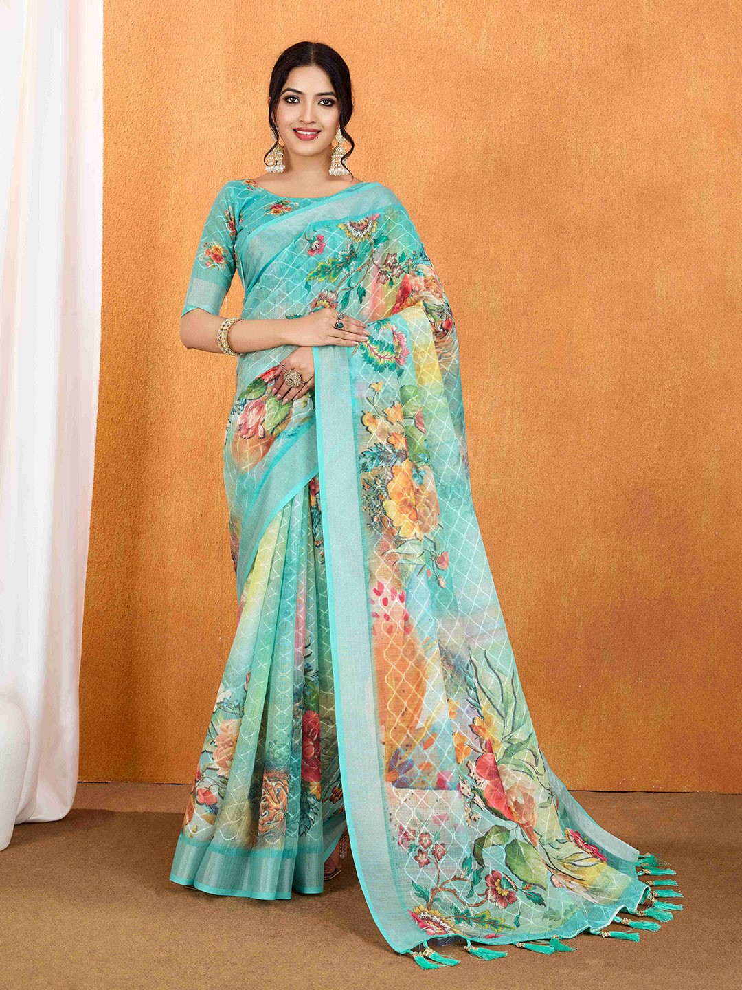 

MUSKAN CREATION Floral Printed Banarasi Saree, Green