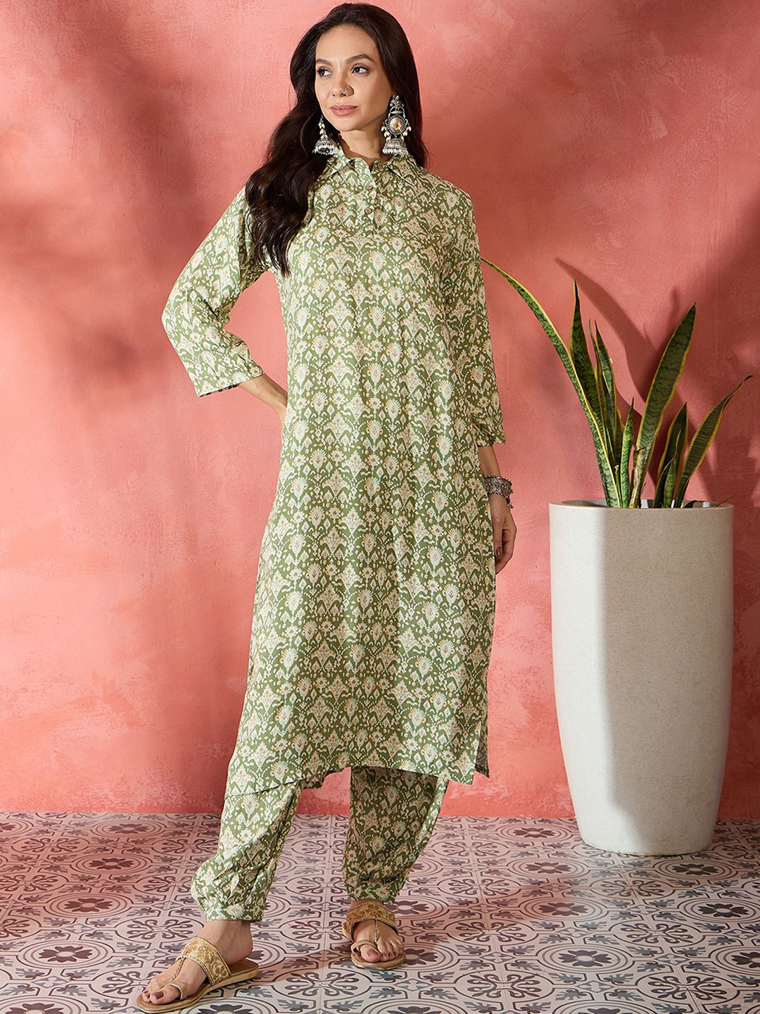 

Sangria Ethnic Motifs Printed Shirt Collar Cotton Straight Kurta With Salwar, Green