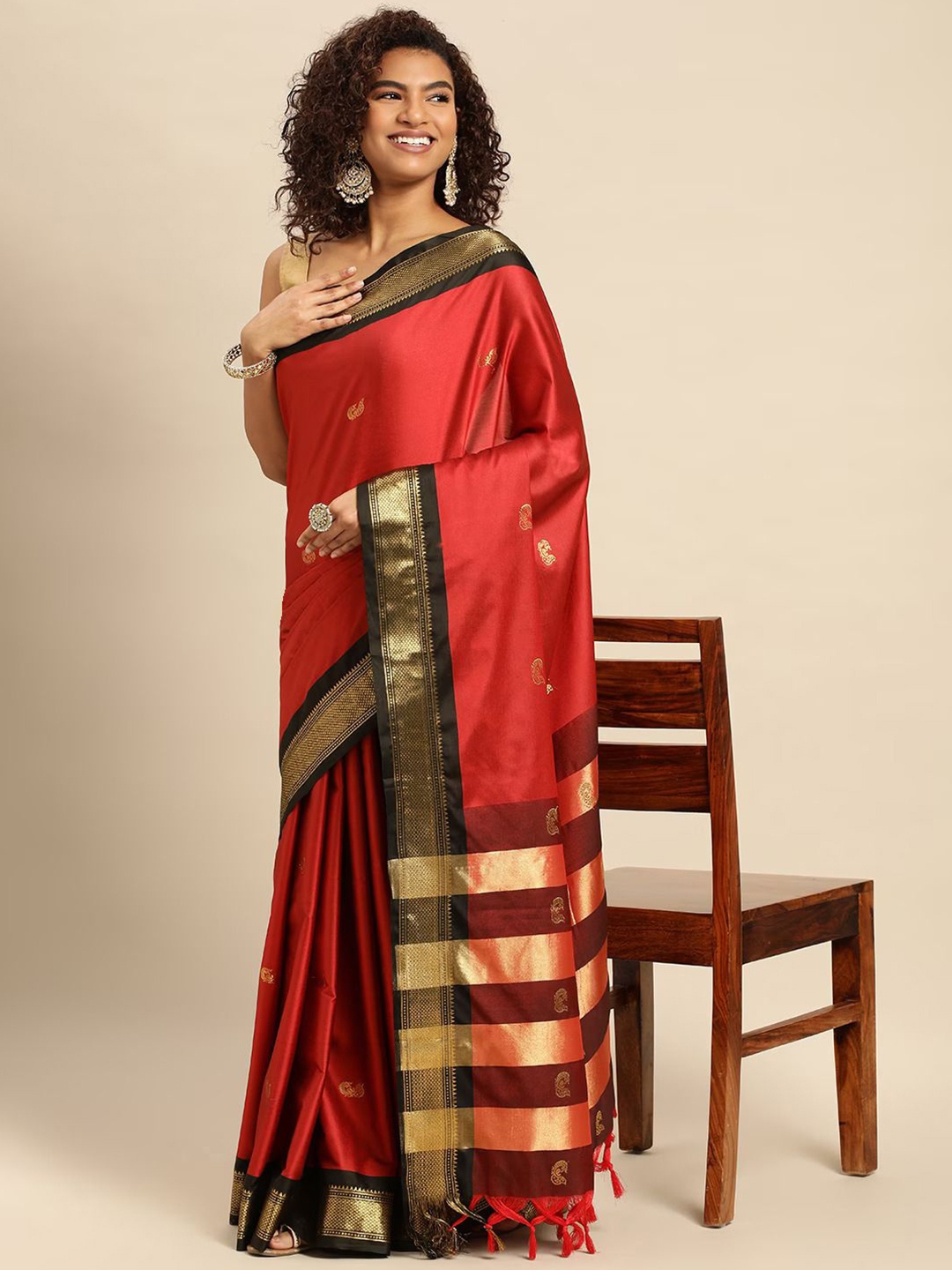 

yourwish Woven Design Zari Silk Cotton Kanjeevaram Saree, Red