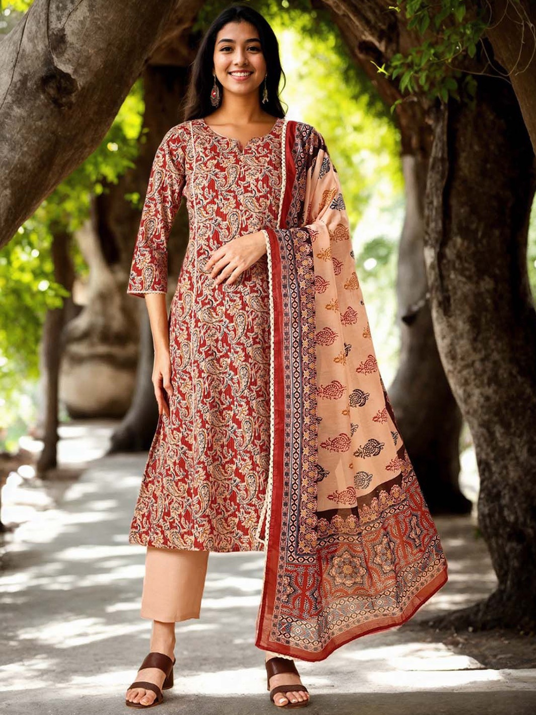 

Anouk Women Paisley Printed Panelled Pure Cotton Kurta with Trousers & With Dupatta, Rust