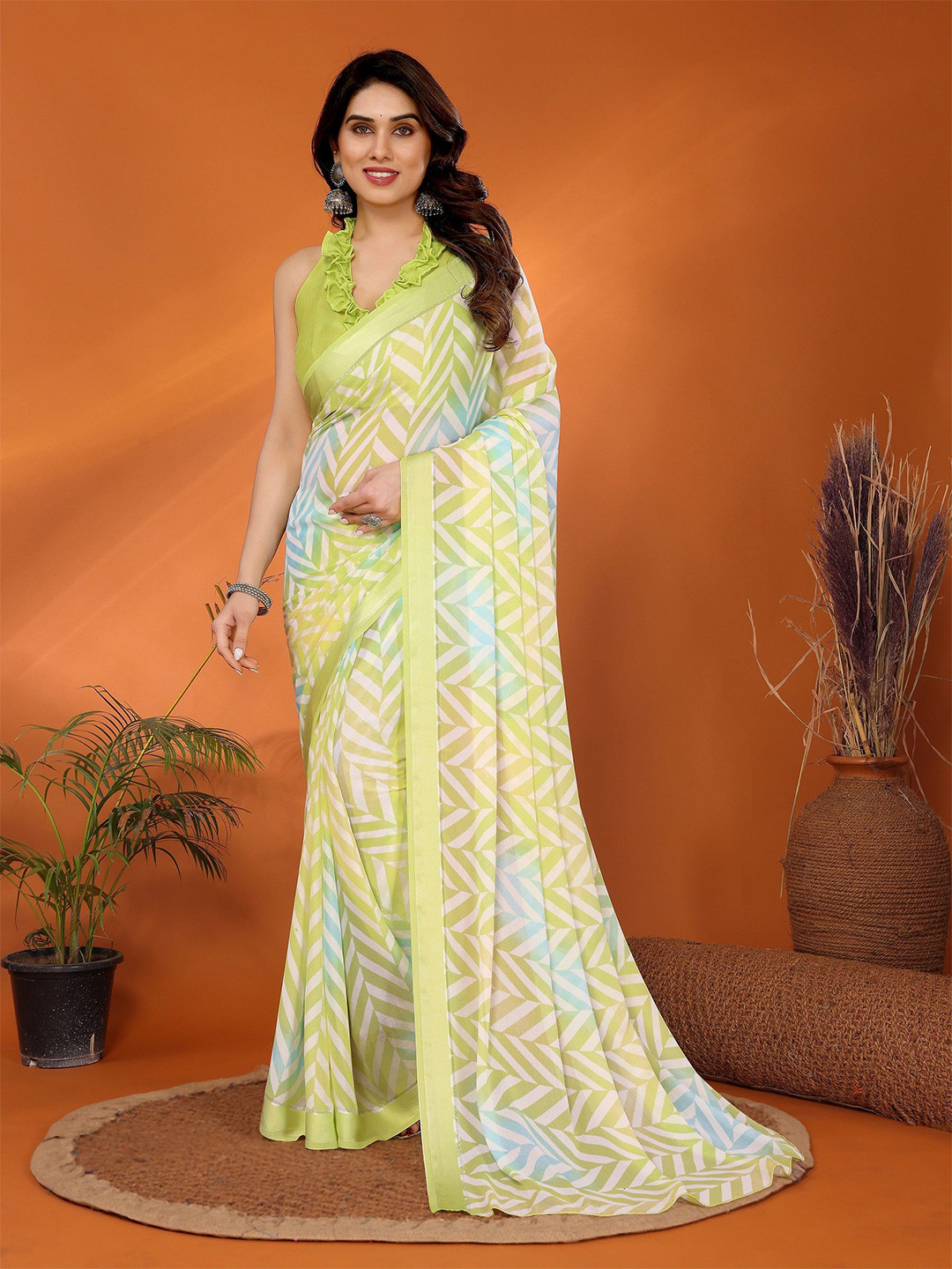 

Moda Rapido Poly Georgette Saree, Green