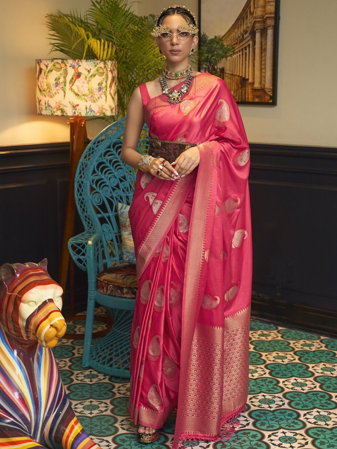 

Anouk Paisley Zari Silk Blend Banarasi Saree, Pink