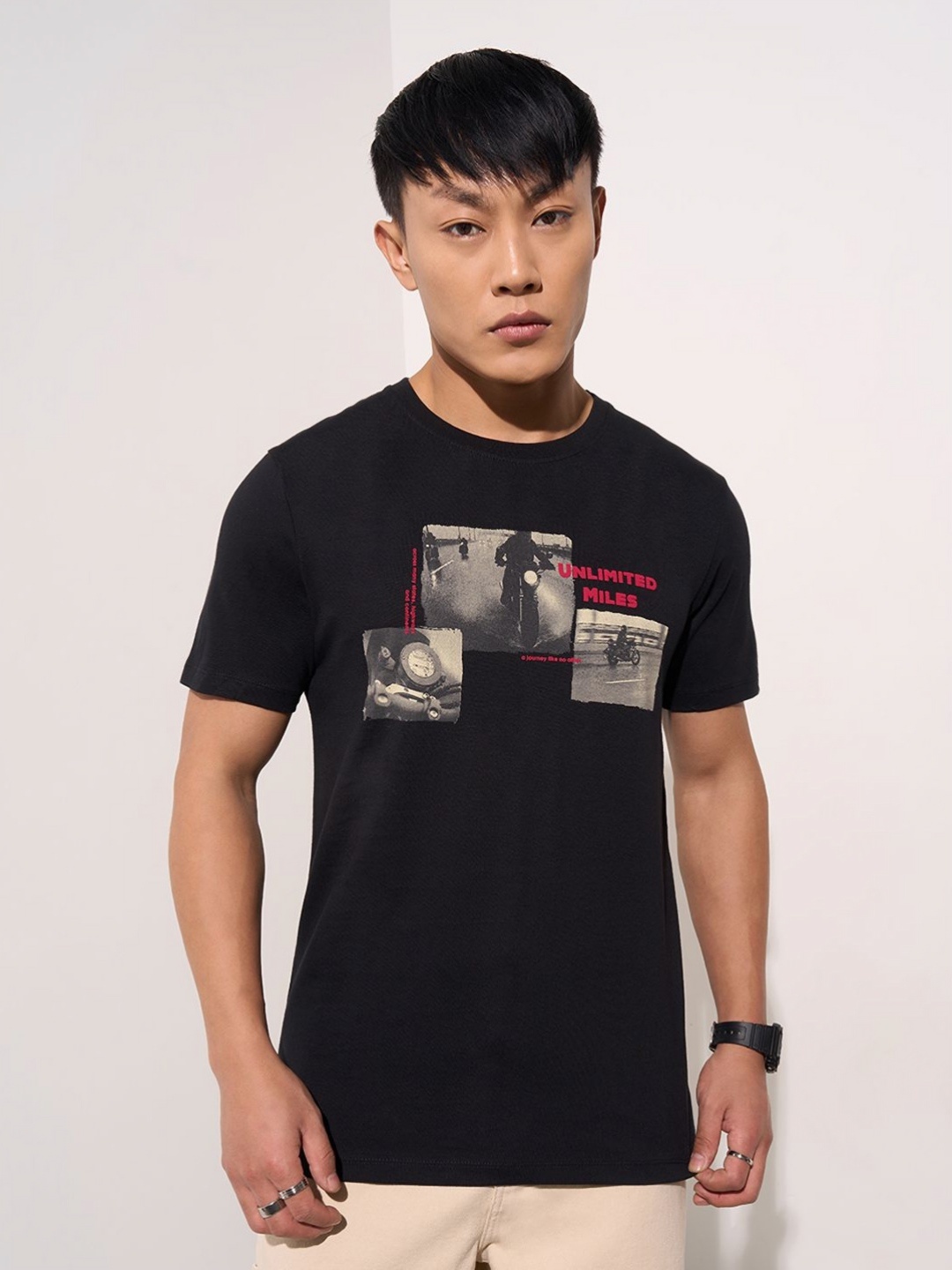 

SF JEANS by Pantaloons Men Applique Slim Fit T-shirt, Black