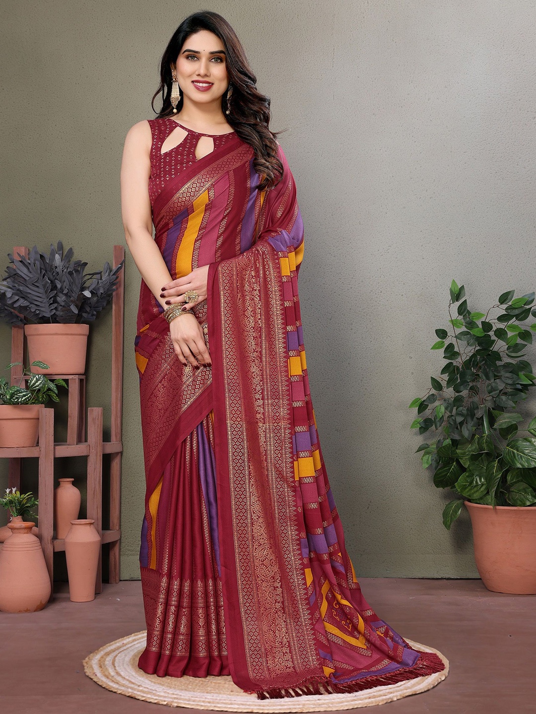 

Moda Rapido Striped Poly Georgette Saree, Maroon