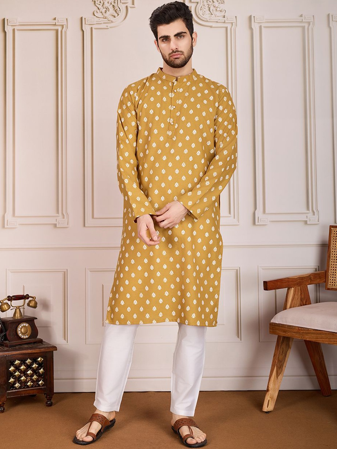 

House of Pataudi Vishnu Ethnic Motifs Printed Mandarin Collar Cotton Straight Kurta, Mustard