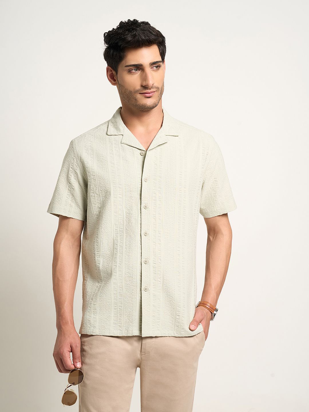 

Peregrine by Pantaloons Men Opaque Casual Shirt, Olive