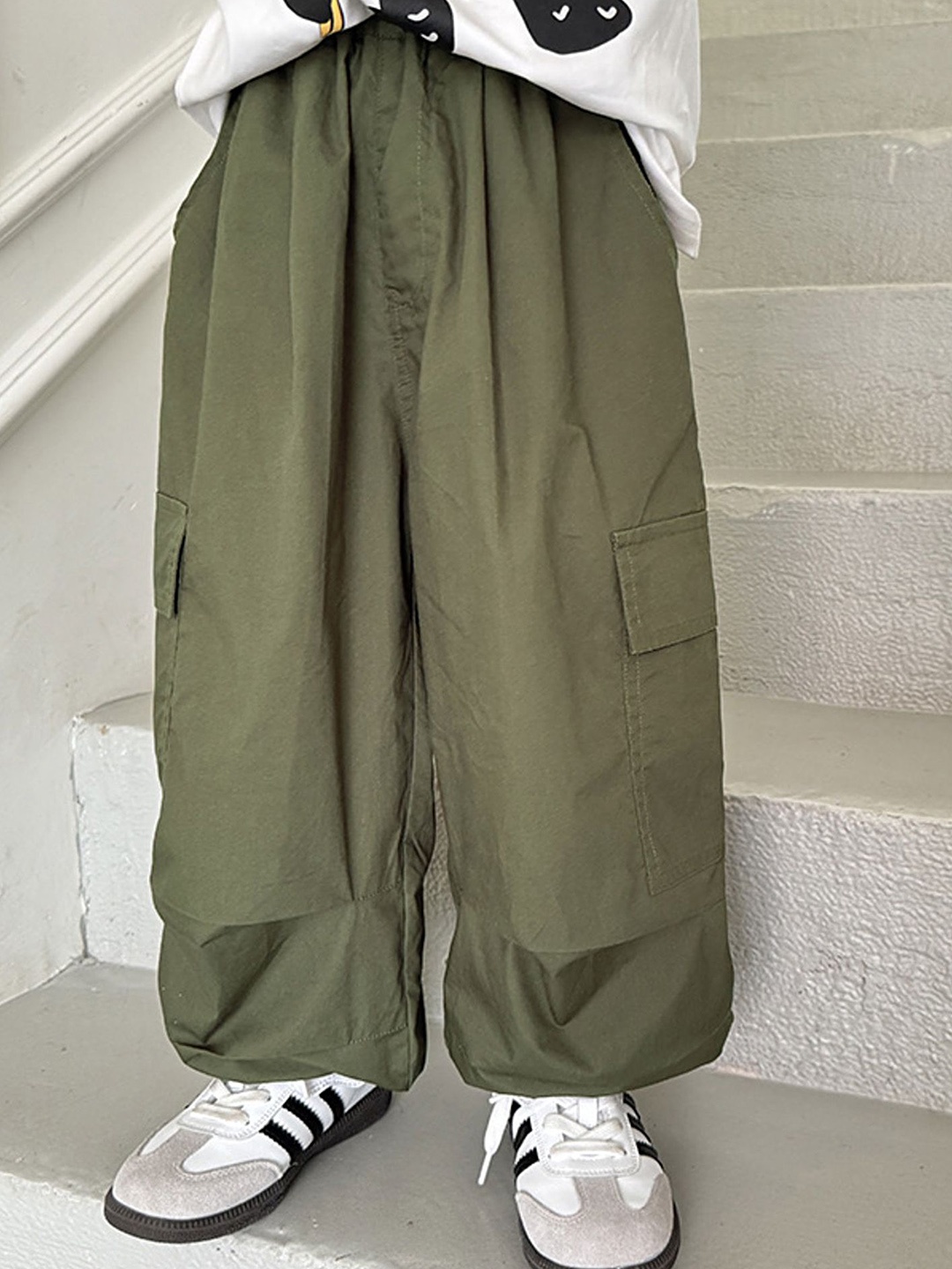 

LULU & SKY Boys Loose Fit Trousers, Green