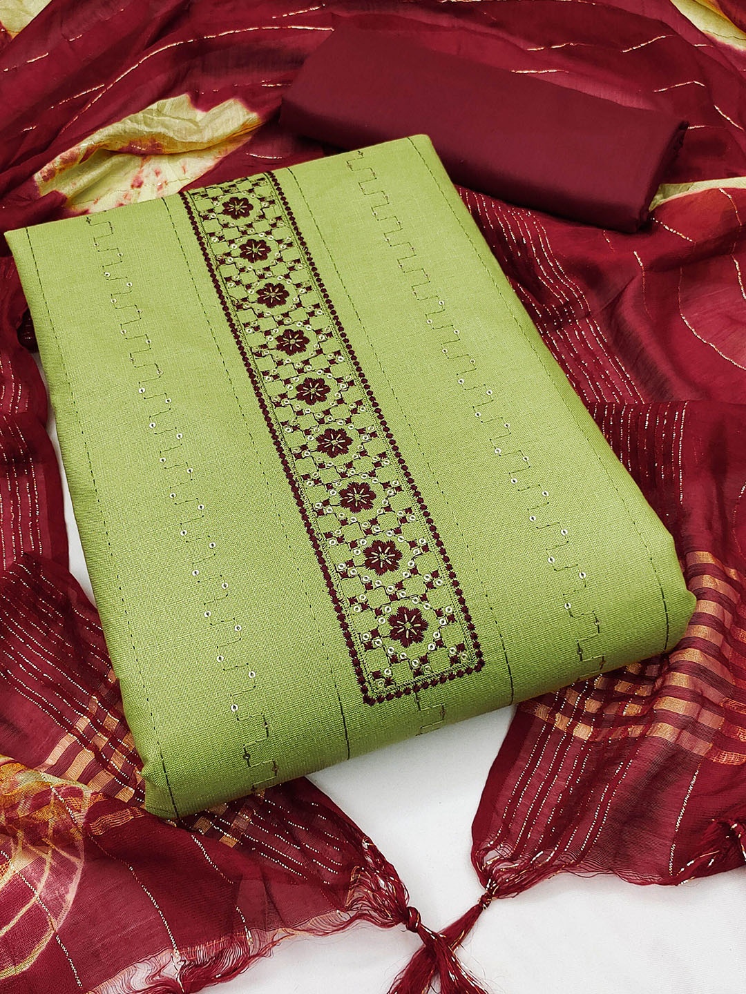 

SAINOOR Floral Embroidered Sequinned Unstitched Dress Material, Green
