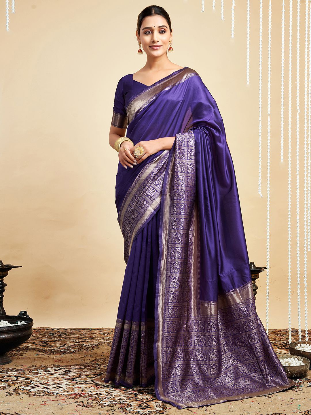 

HERE&NOW Woven Design Printed Zari Kanjeevaram Saree, Violet