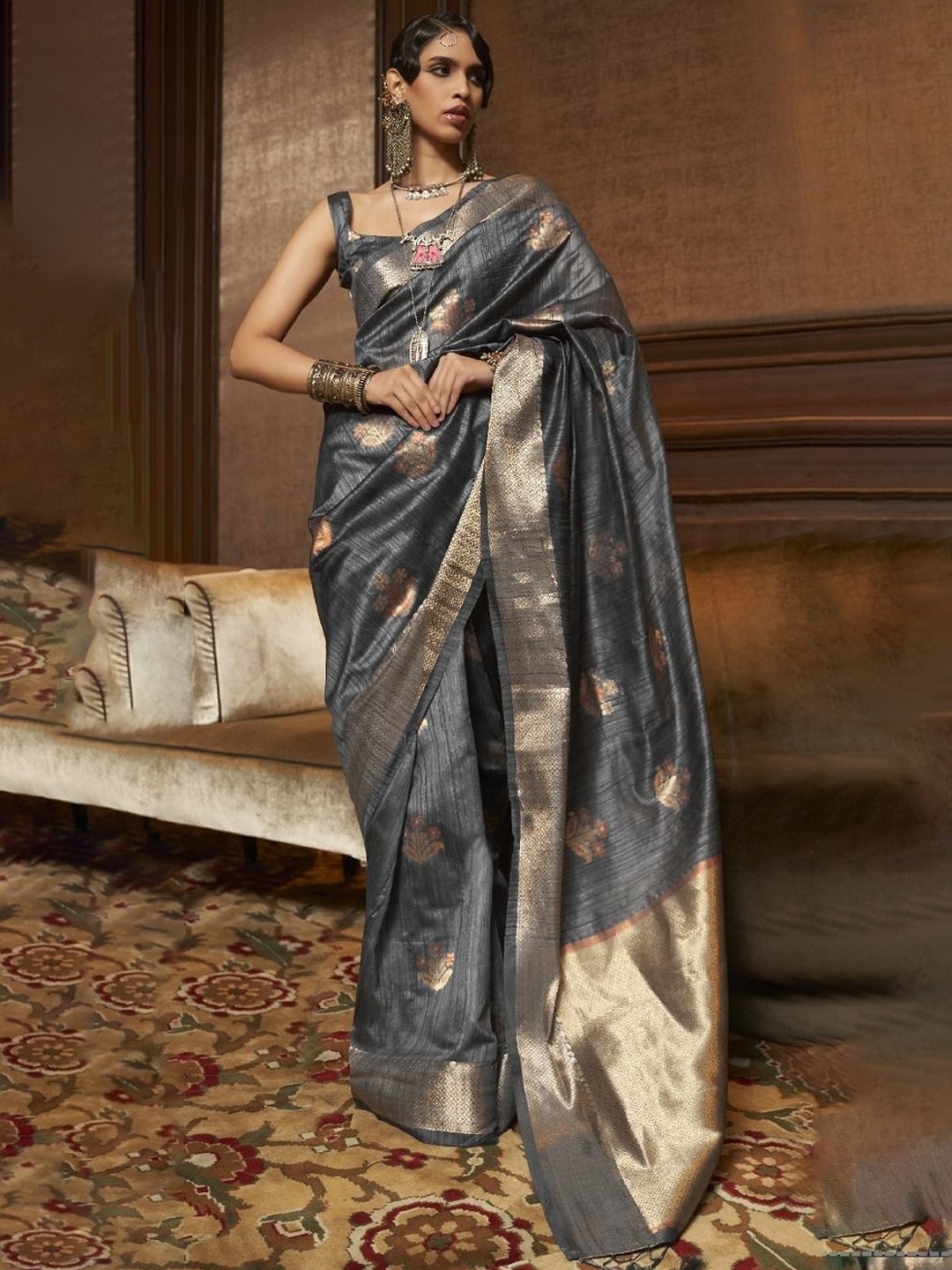 

Anouk Floral Zari Silk Blend Saree, Grey