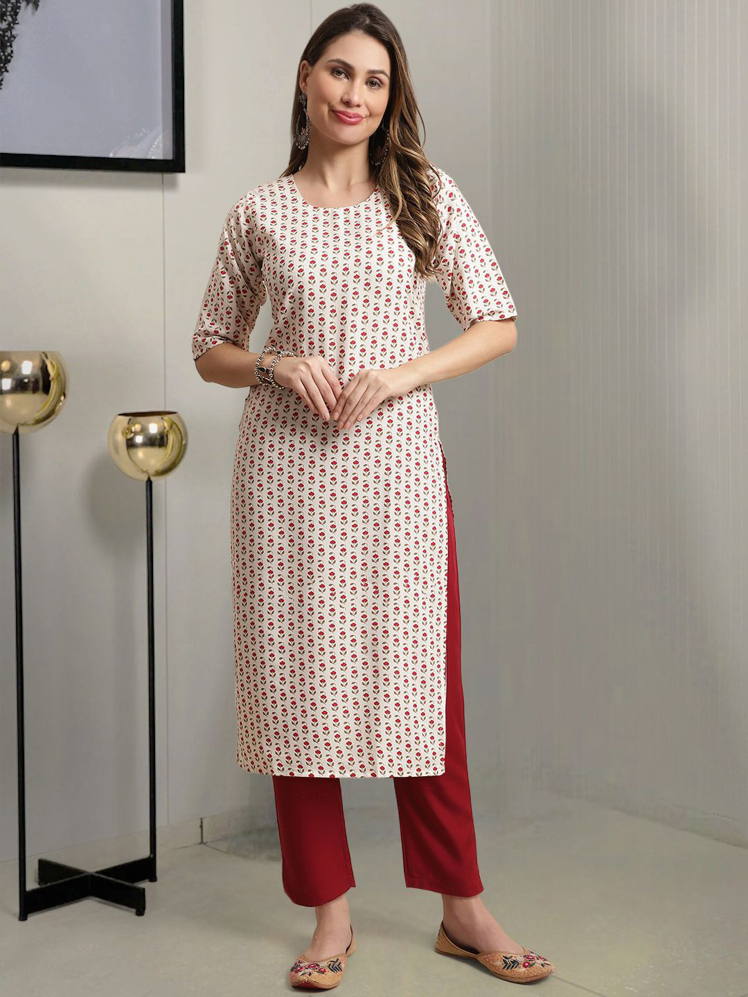

Moda Rapido Floral Printed Round Neck Straight Kurta With Trousers, White