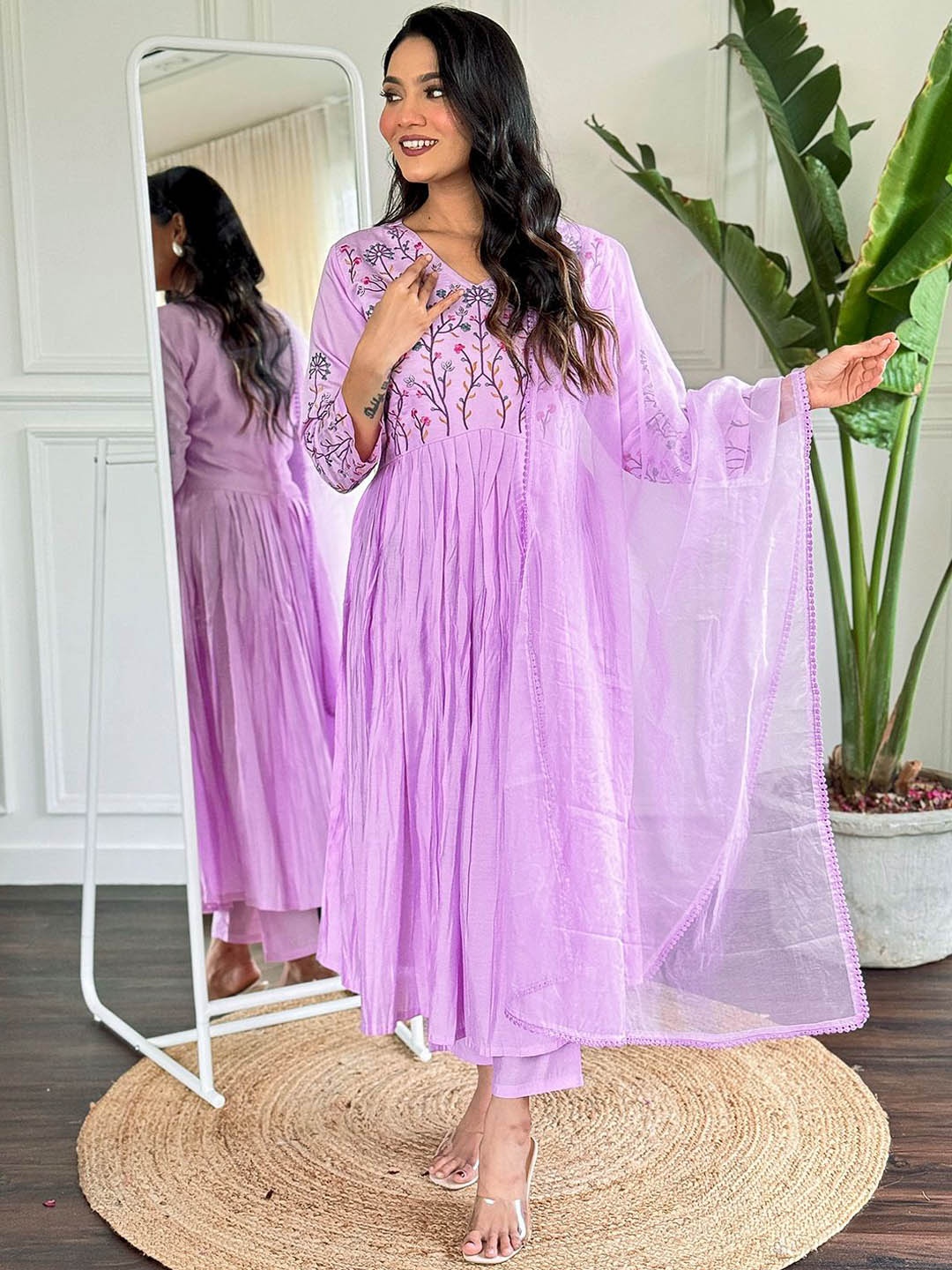 

Lilots Floral Yoke Design Straight Chanderi Silk Kurta With Trousers And Dupatta, Lavender