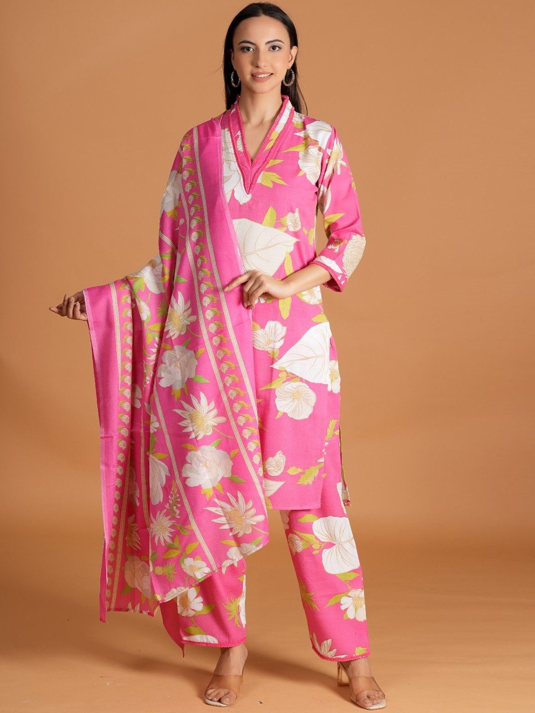 

BAESD Floral Printed V-Neck Straight Kurta With Trouser And Dupatta, Pink