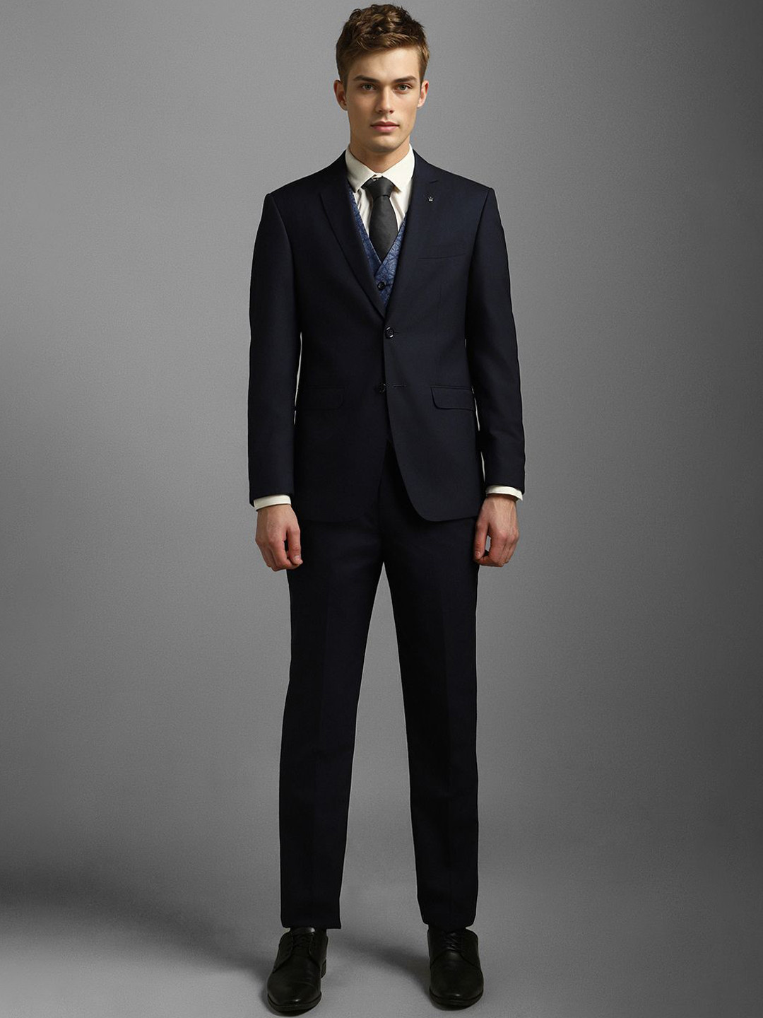 

Louis Philippe Men Slim-Fit Single-Breasted Three-Piece Suits, Black