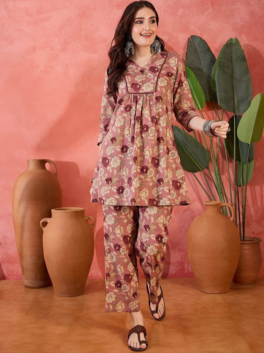 

Sangria Floral Printed Pure Cotton Three Quarter Sleeves Tunic With Trousers, Cream