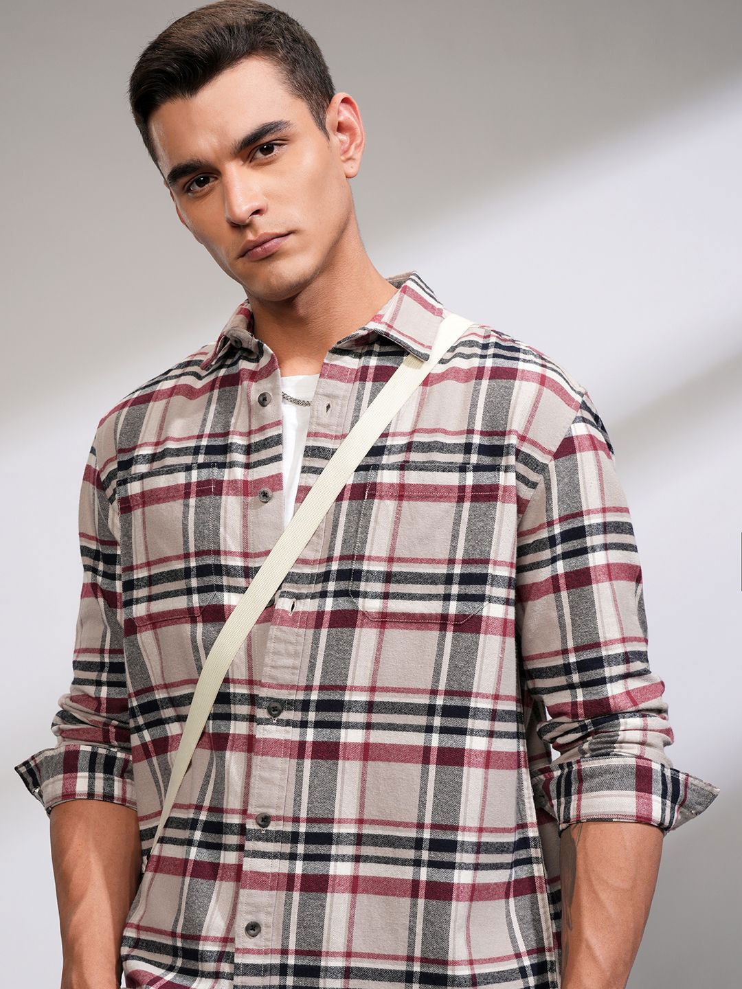 

HIGHLANDER Men Flannel Checked Relaxed Overshirt, Beige