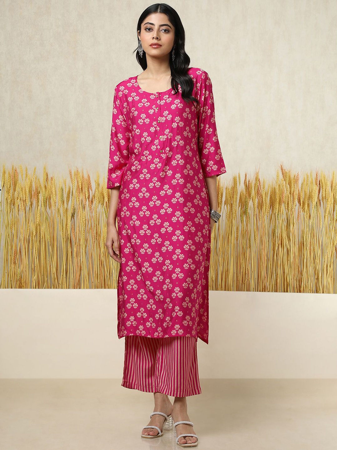 

Soch Floral Printed Mirror Work Straight Kurta With Palazzos, Fuchsia