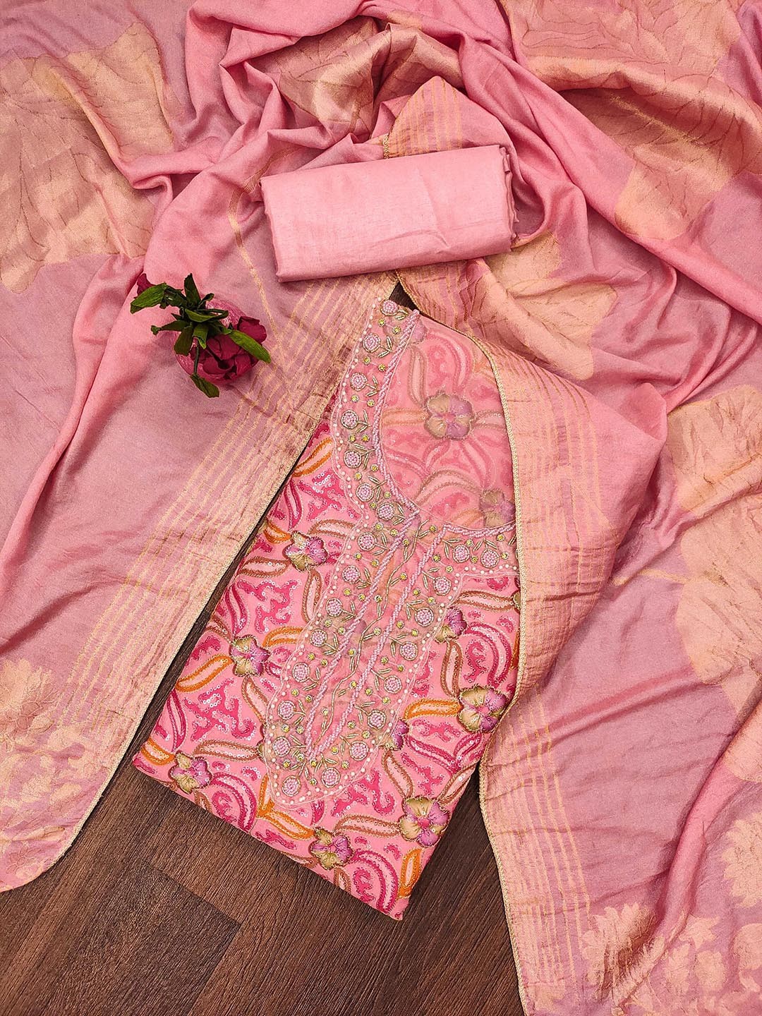 

SAINOOR Floral Embroidered Sequinned Organza Semi-Stitched Dress Material, Pink
