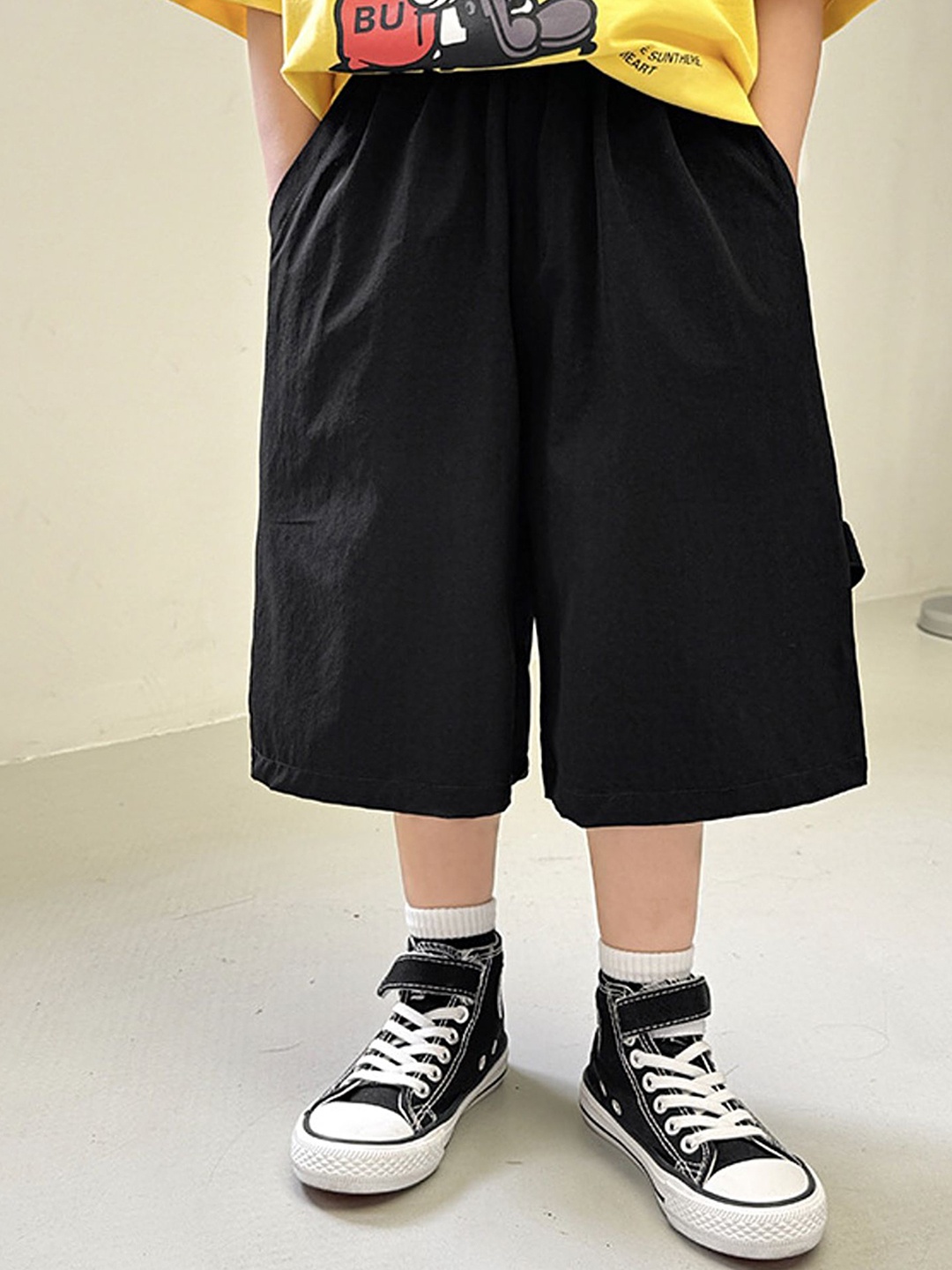 

LULU & SKY Boys Shorts, Black