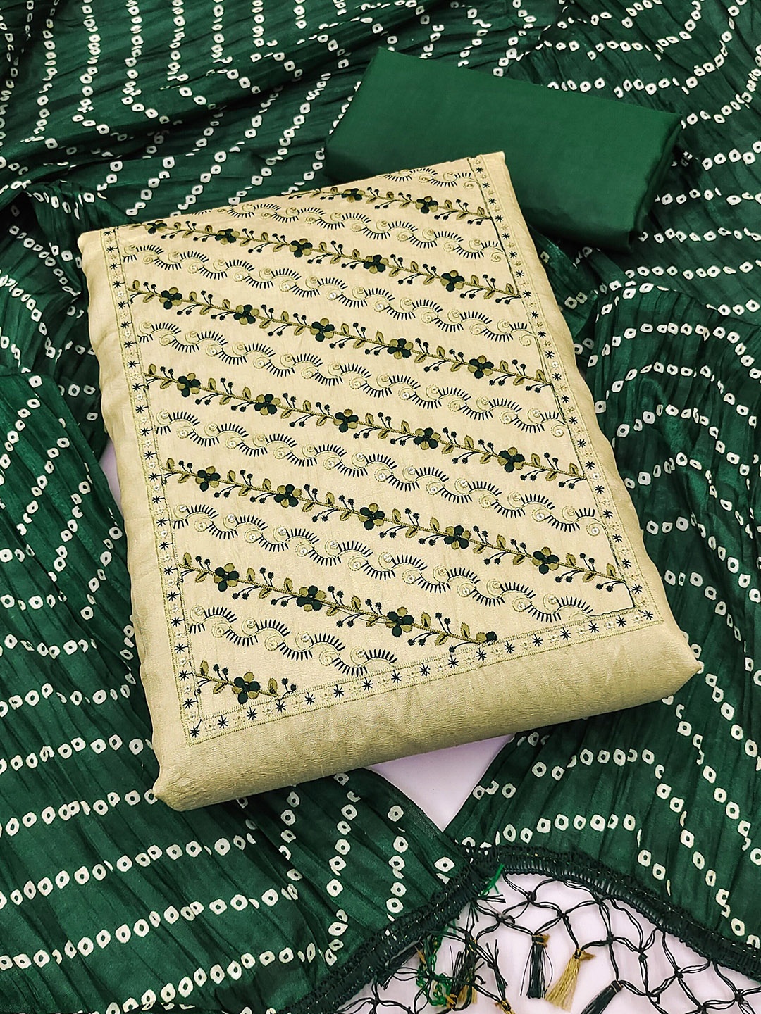 

SAINOOR Floral Sequinned Embroidered Pure Silk Unstitched Dress Material, Green