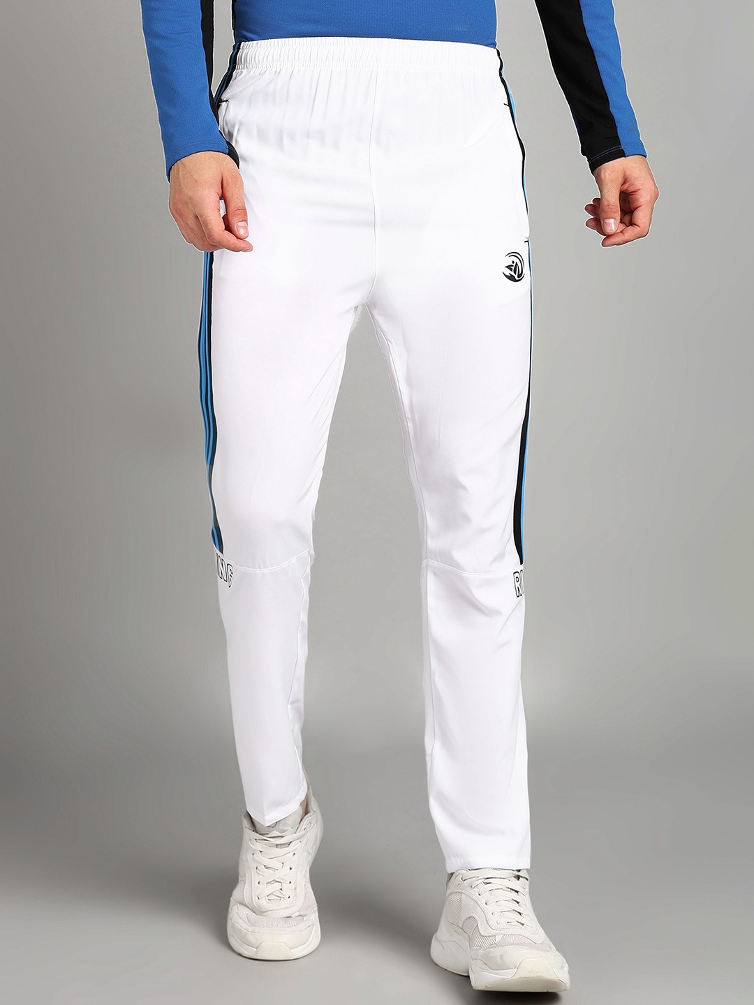 

GNOCKFACE Men Striped Track Pants, White