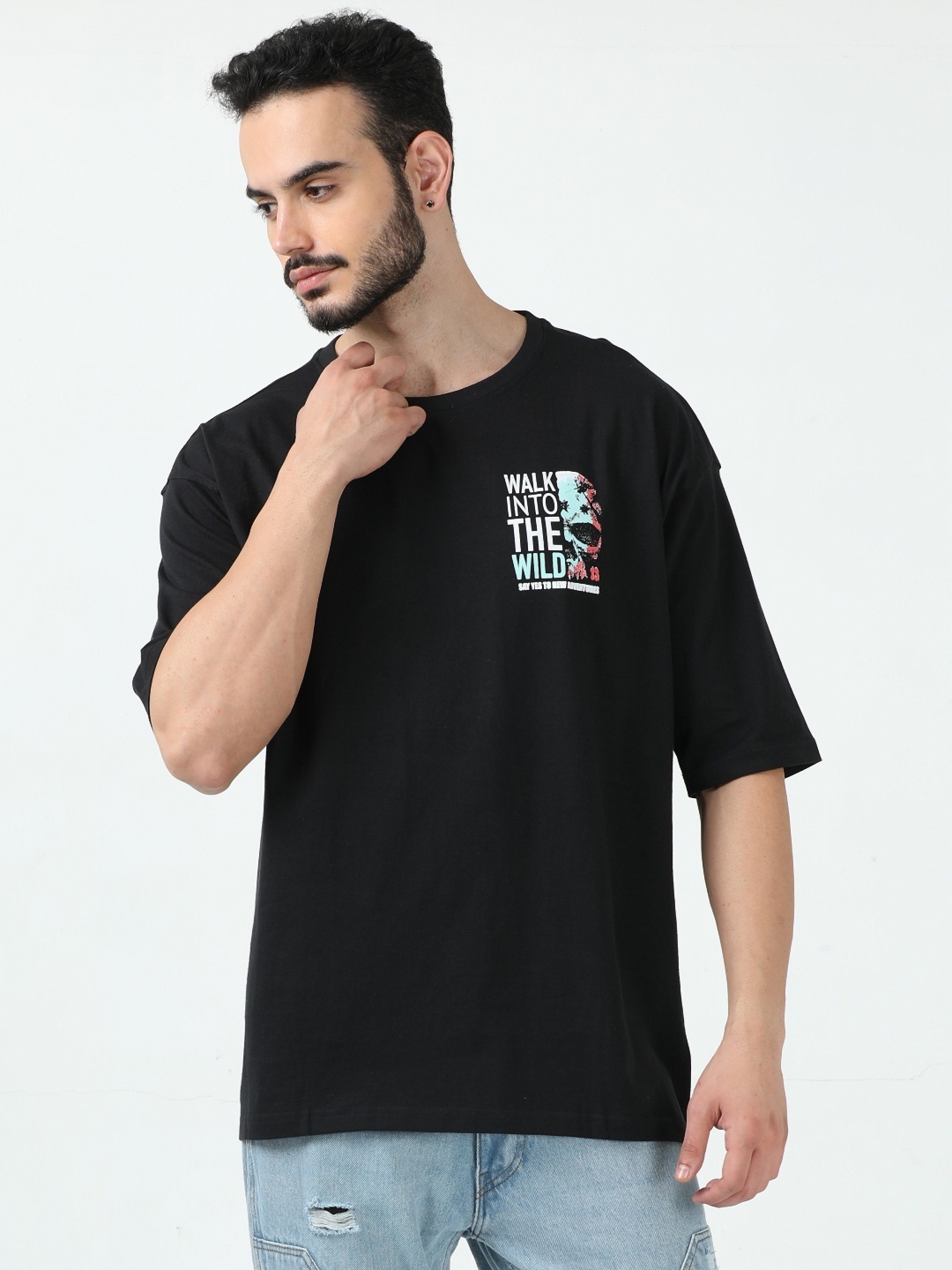 

Quco Men Printed Cotton Round Neck Drop Shoulder Oversized Tshirt, Black