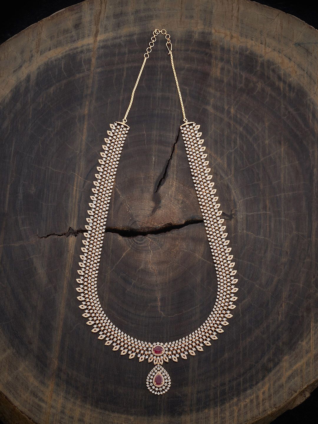 

Kushal's Fashion Jewellery Copper Gold-Plated Necklace