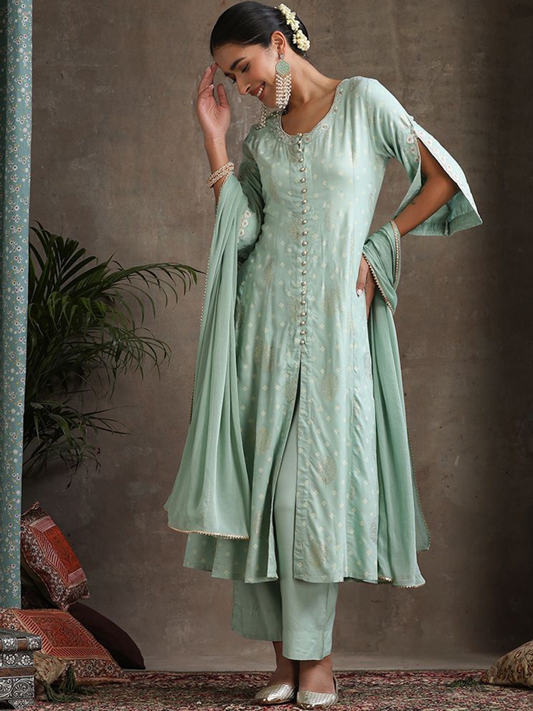 

Khushal K Ethnic Motifs Printed Panelled A-Line Pure Cotton Kurta with Palazzos & Dupatta, Green