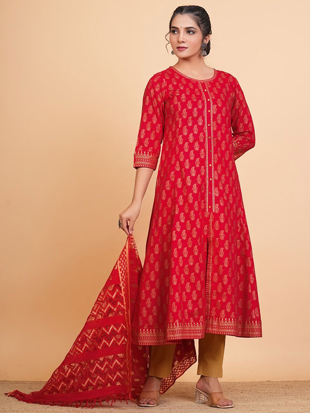 

YASH GALLERY Floral Printed Cotton Anarkali Kurta, Red
