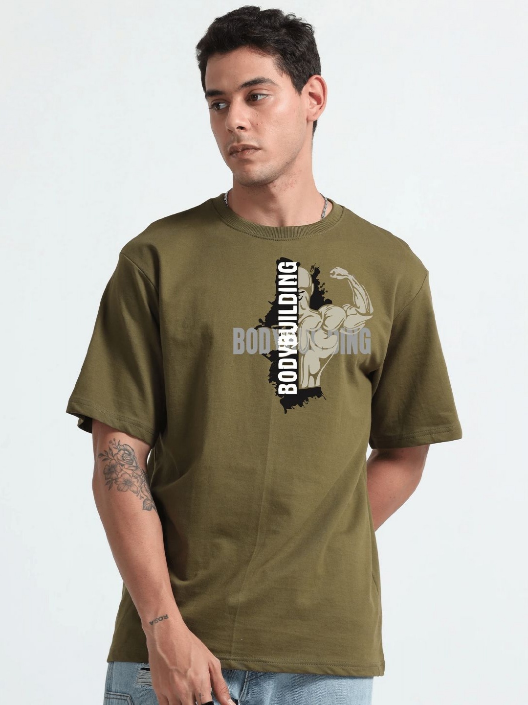 

GSPO Men Typography Printed Pockets T-shirt, Olive