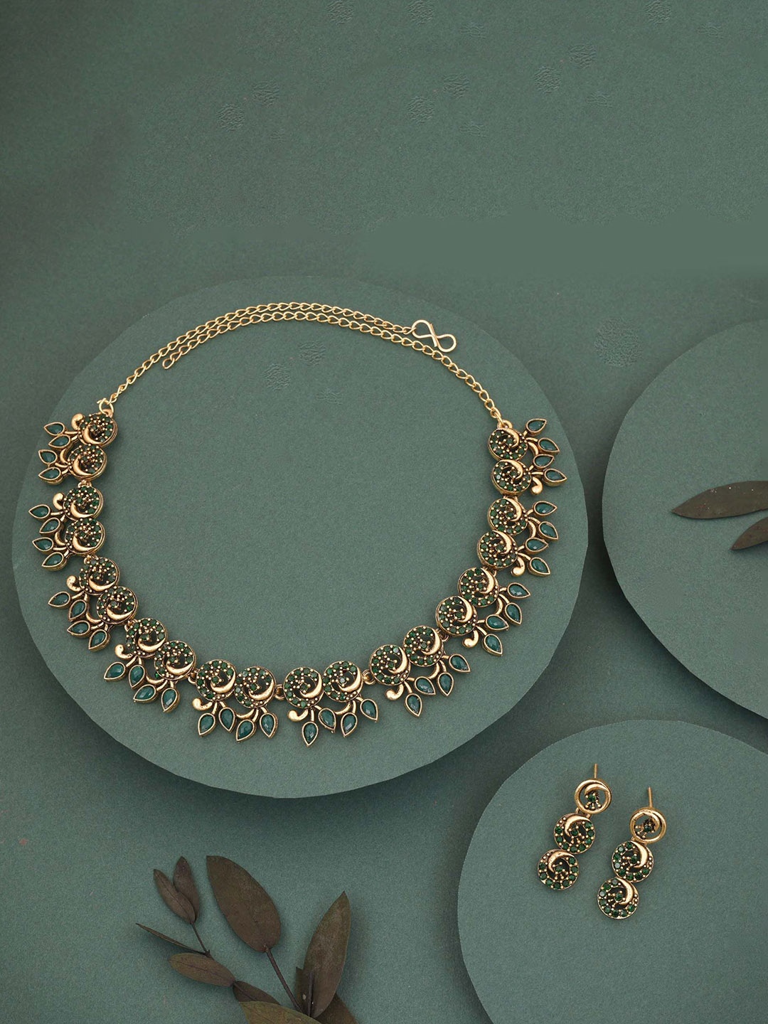 

Anouk Gold-Plated Artifcial Stone-Studded Jewellery Set