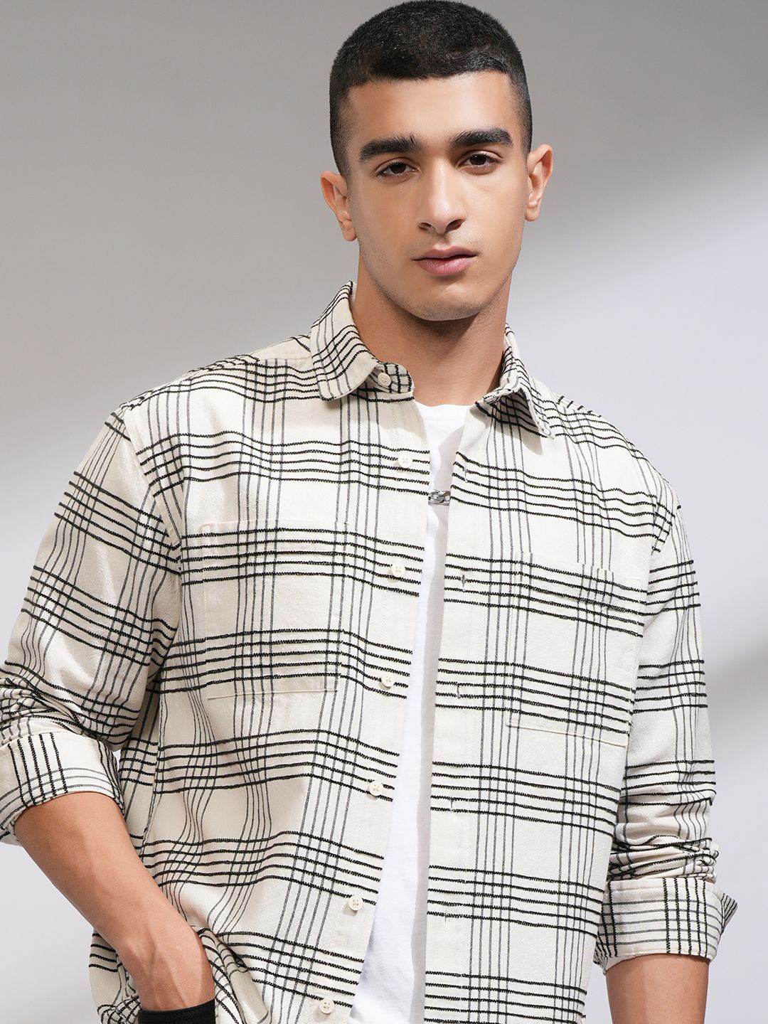 

HIGHLANDER Men Opaque Checked Casual Shirt, Off white