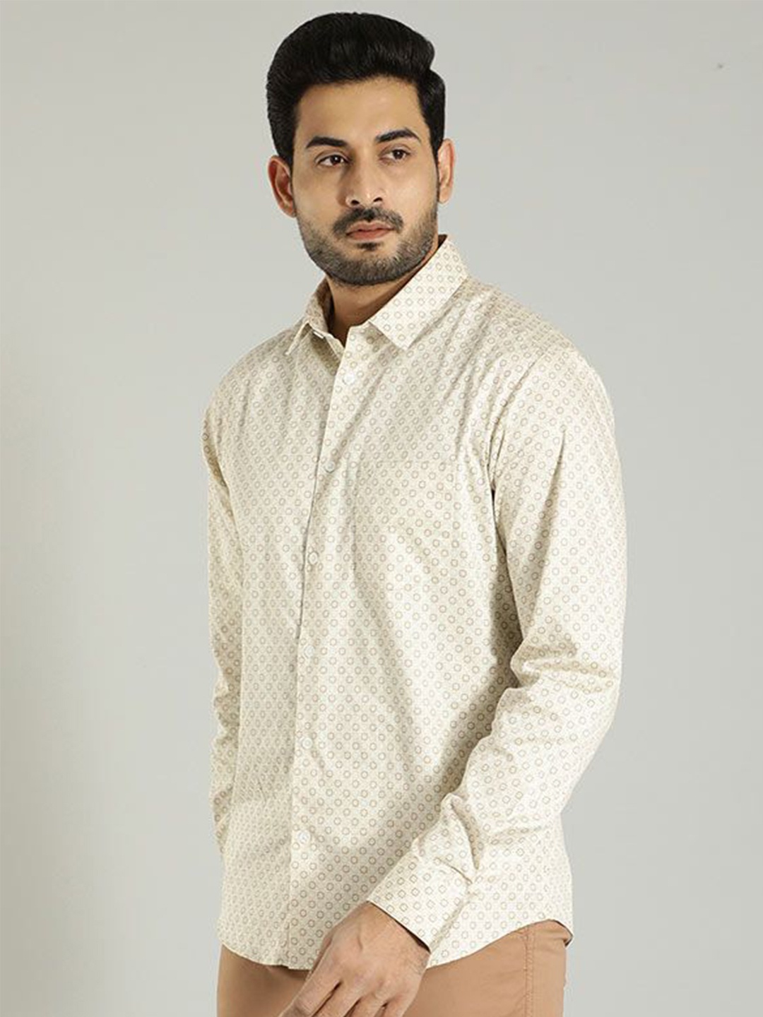 

Indian Terrain Men Slim Fit Opaque Printed Casual Shirt, White