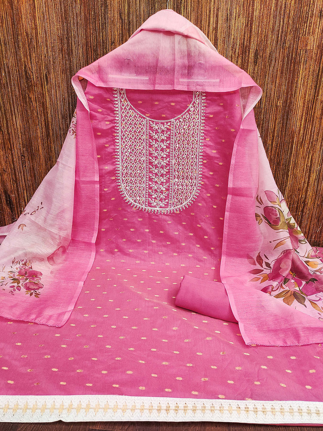 

SAINOOR Floral Embroidered Zari Unstitched Dress Material, Pink