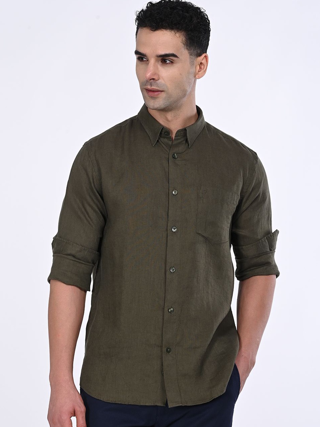 

Indian Terrain Men Classic Slim Fit Opaque Casual Shirt, Green