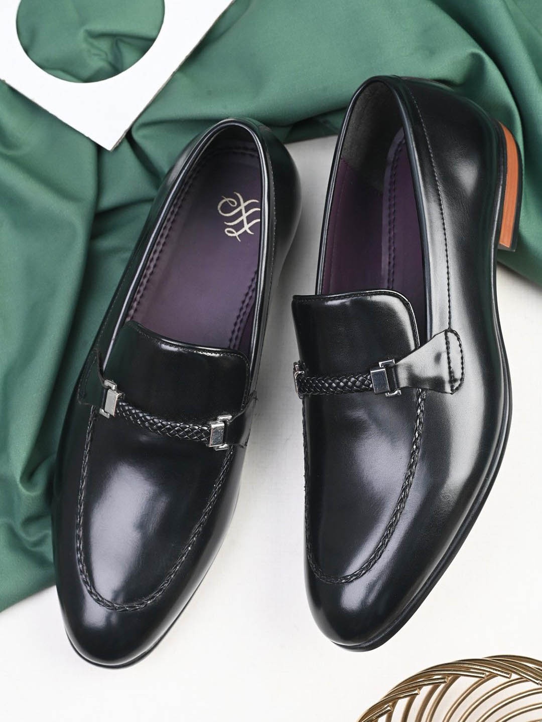 

House of Pataudi Men Textured Formal Loafers, Black