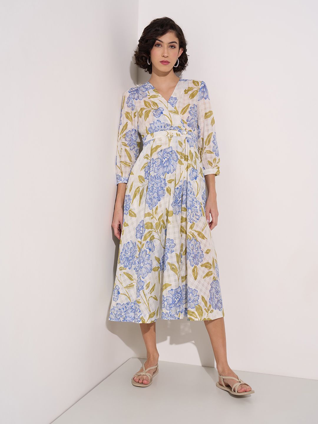

AKKRITI BY PANTALOONS Floral Print A-Line Midi Dress, Blue