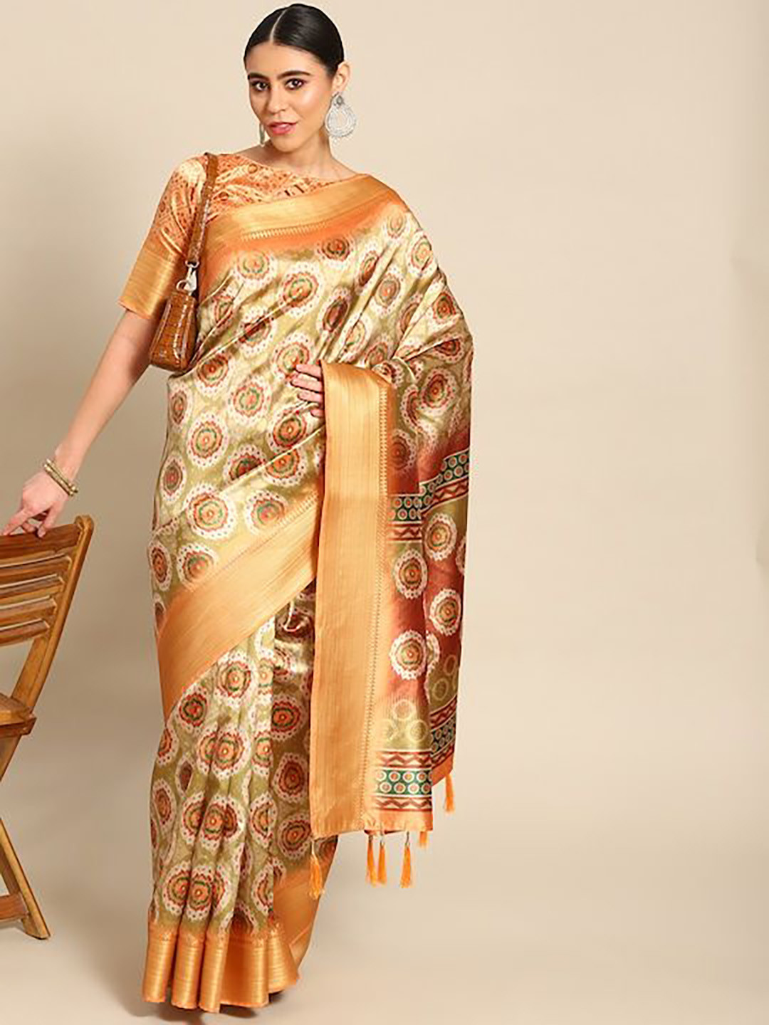 

KAVINDI Pure Silk Ethnic Motifs Printed Zari Bagh Saree, Olive