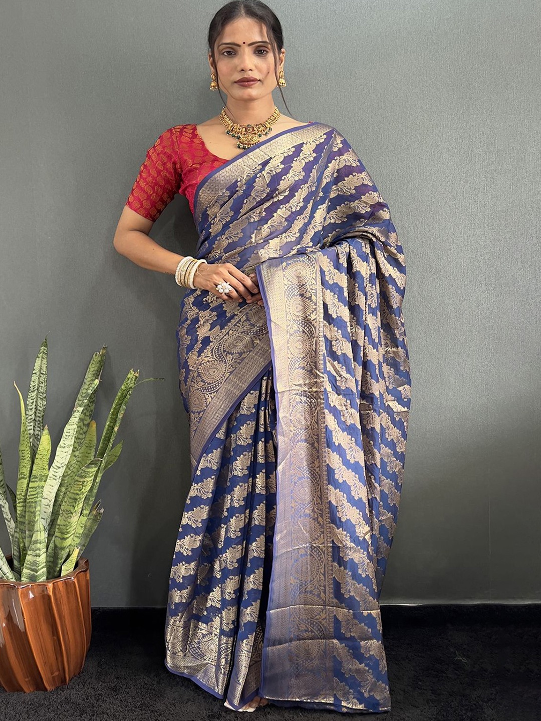 

DIVASTRI Woven Design Zari Poly Chiffon Ready to Wear Saree, Blue