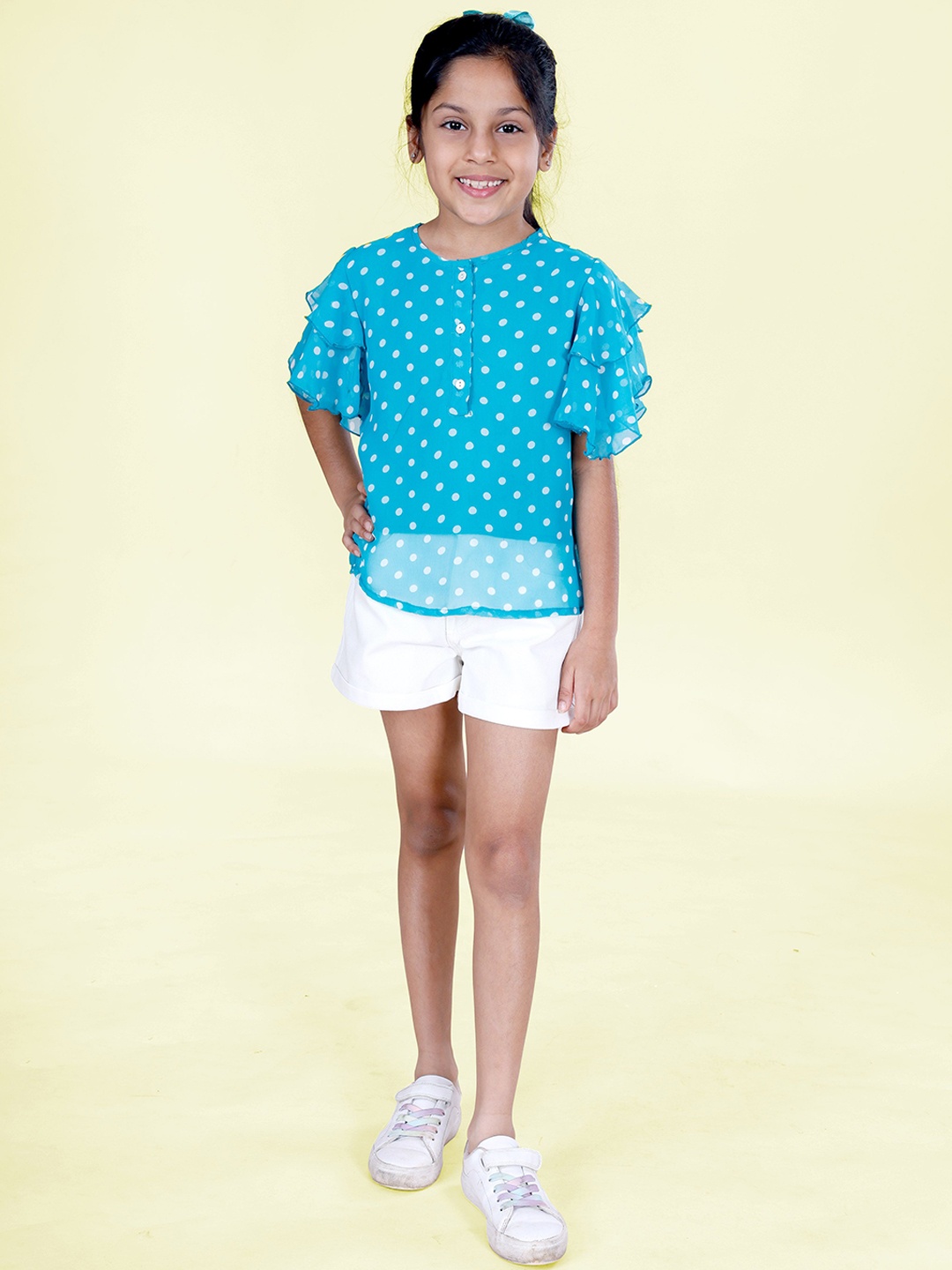 

KiddoPanti Girls Polka Dots Printed Frill Layered Sleeve Top & Roll-Up Denim Shorts, Blue