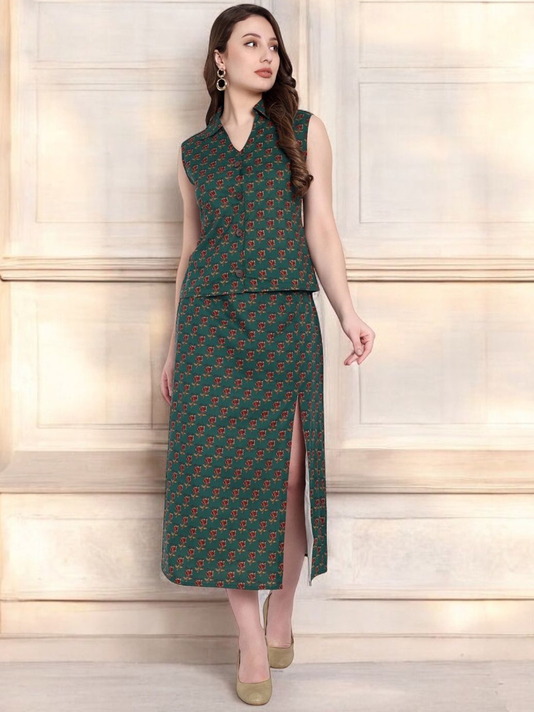 

The BANJARA TRAIL Floral Printed Shirt Collar Pure Cotton Top & Skirt, Green